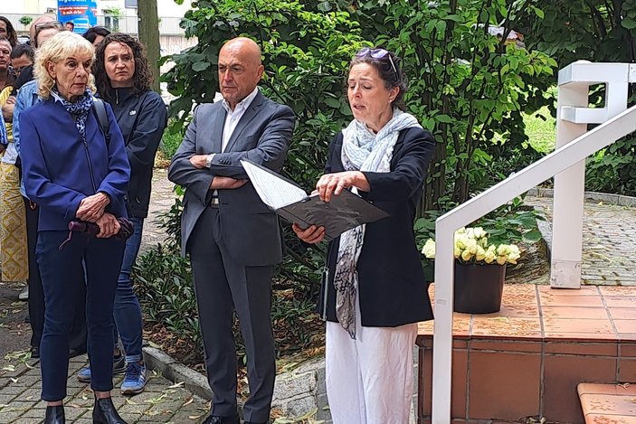 Kantorin Esther Hirsch